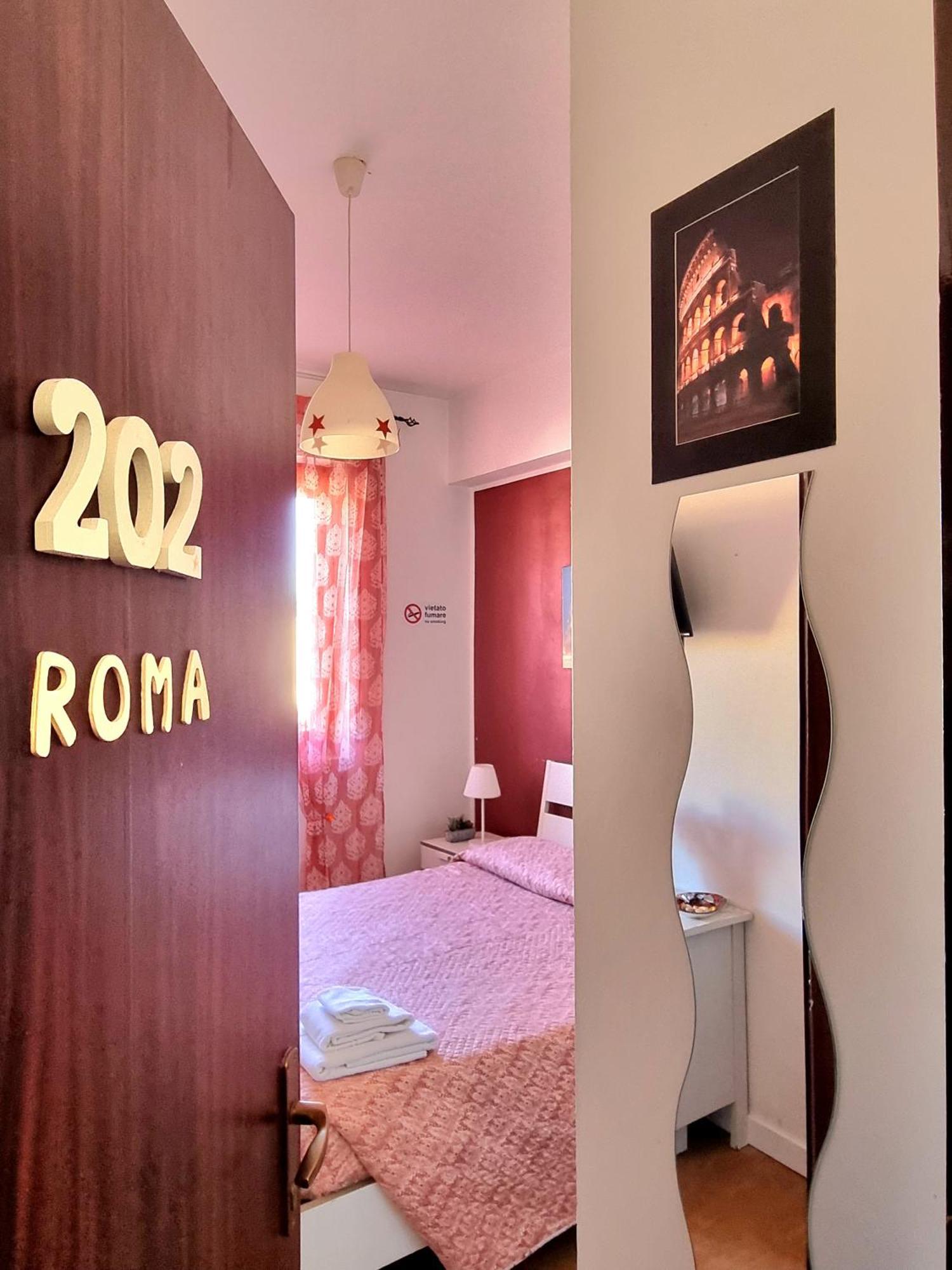 B&B Italo House Opera Exteriér fotografie