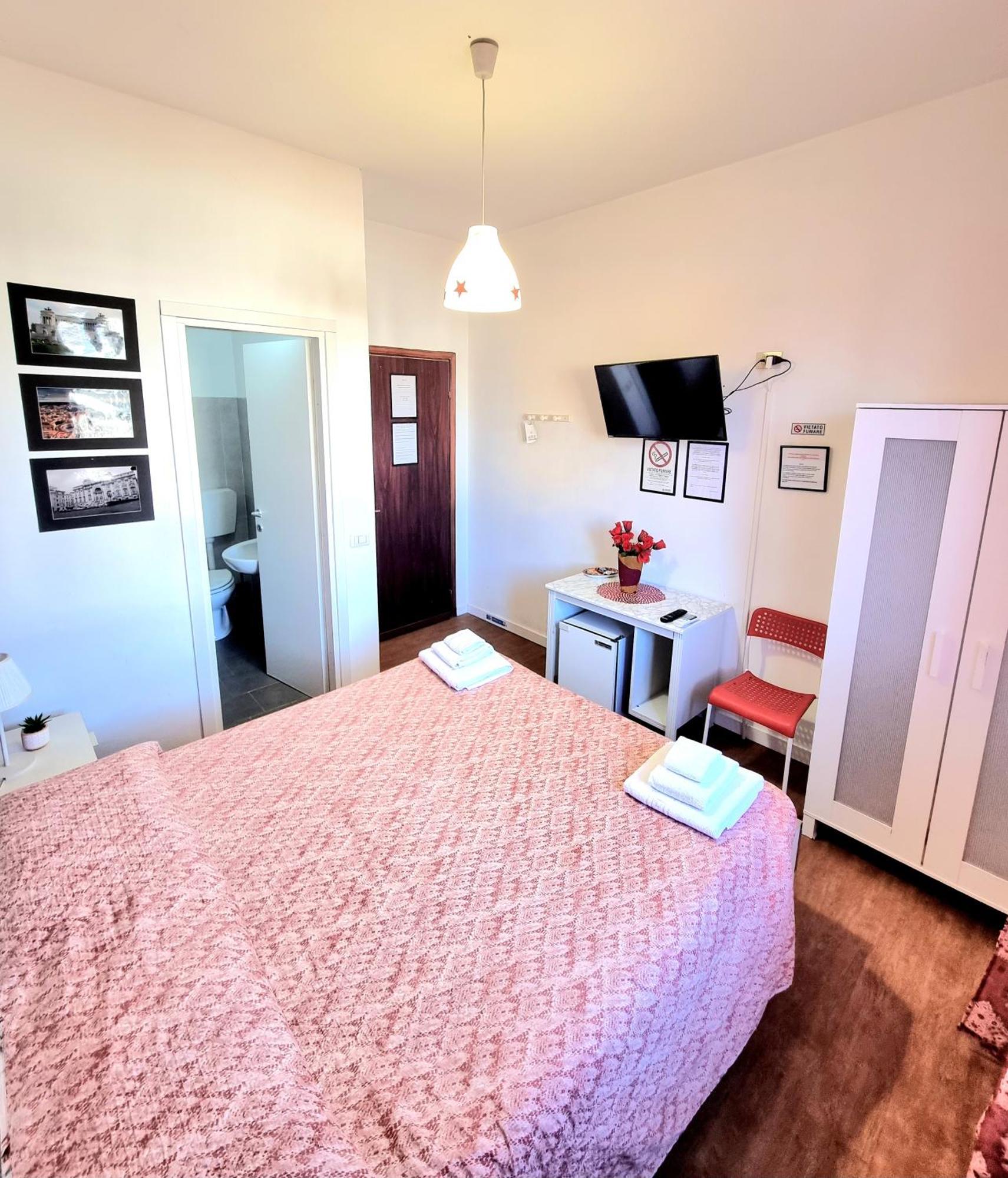 B&B Italo House Opera Pokoj fotografie
